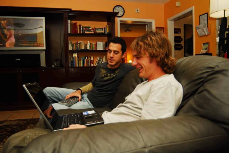 Summerhouse Detox Facility Living Room 1